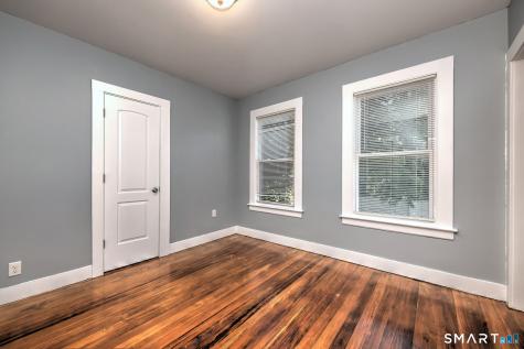 31 Winthrop Street Meriden CT 06451