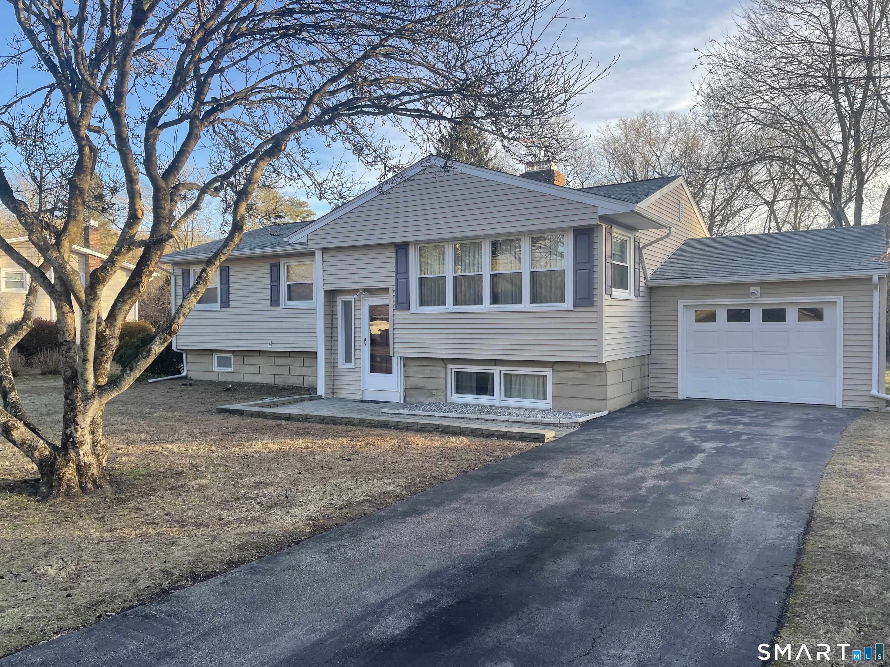 7 Riverbend Drive Stonington CT 06355