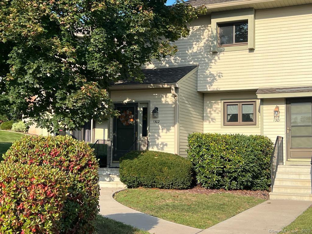 1302 Summer Hill Drive South Windsor CT 06074