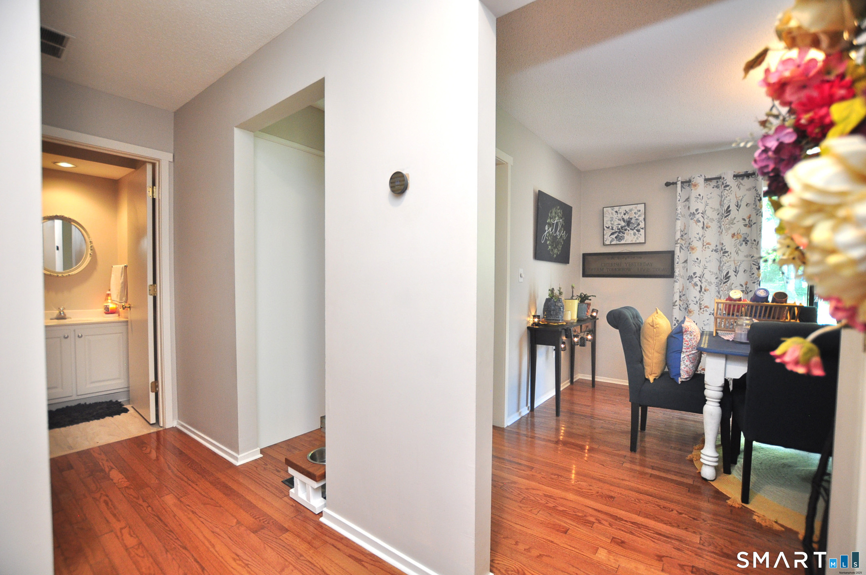 16 Applewood Lane Avon CT 06001