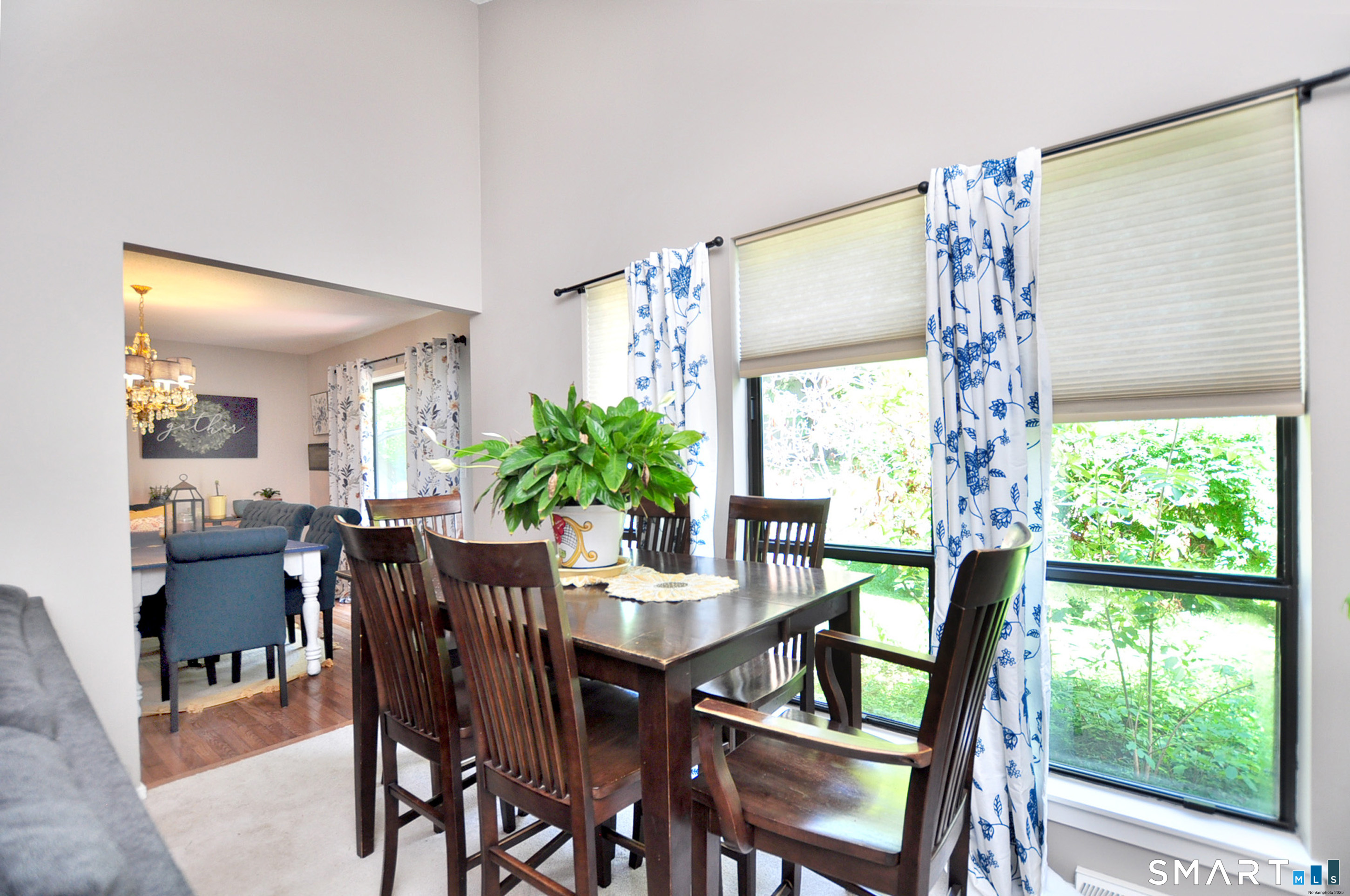 16 Applewood Lane Avon CT 06001