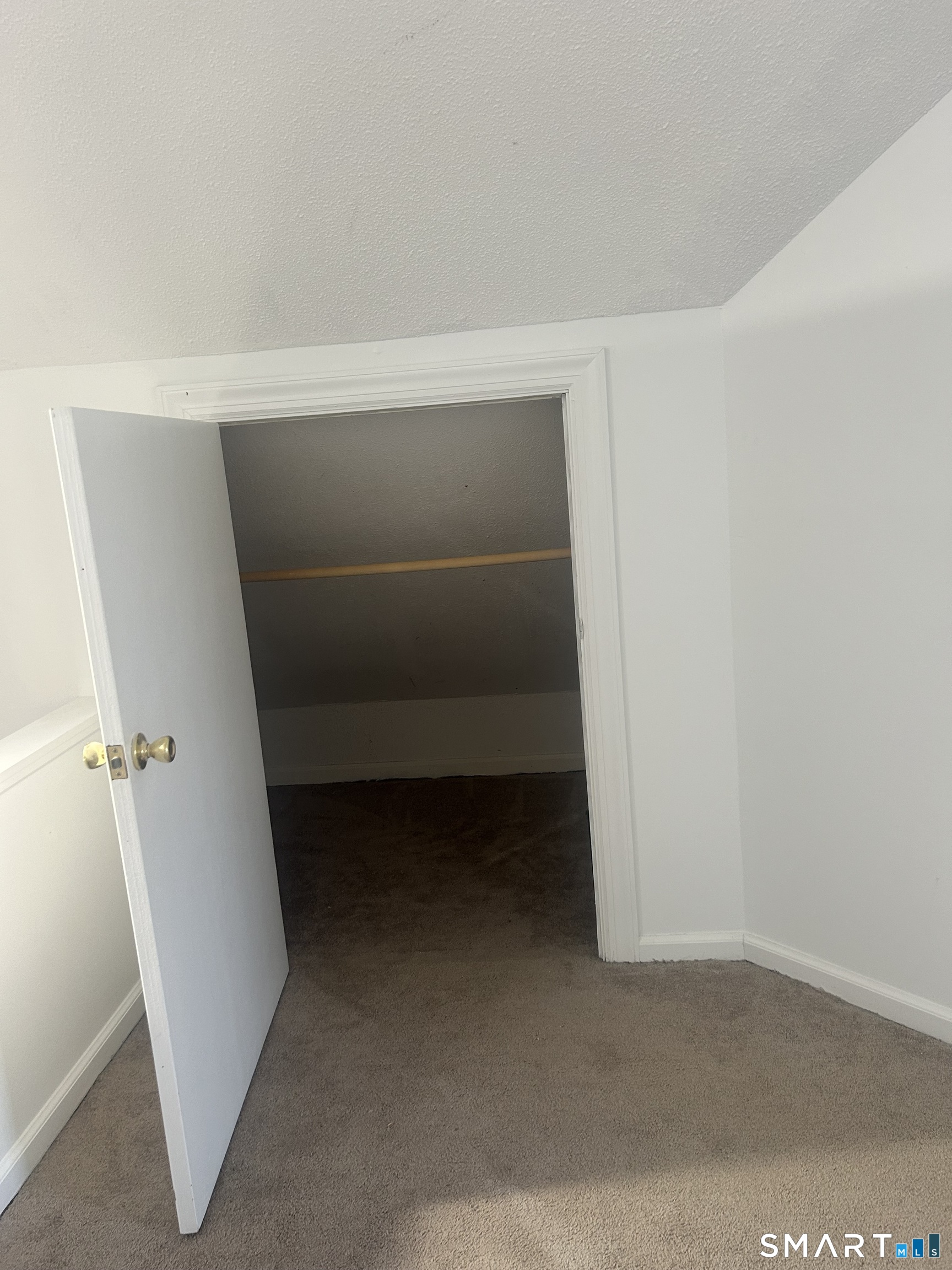 9 River Colony Guilford CT 06437