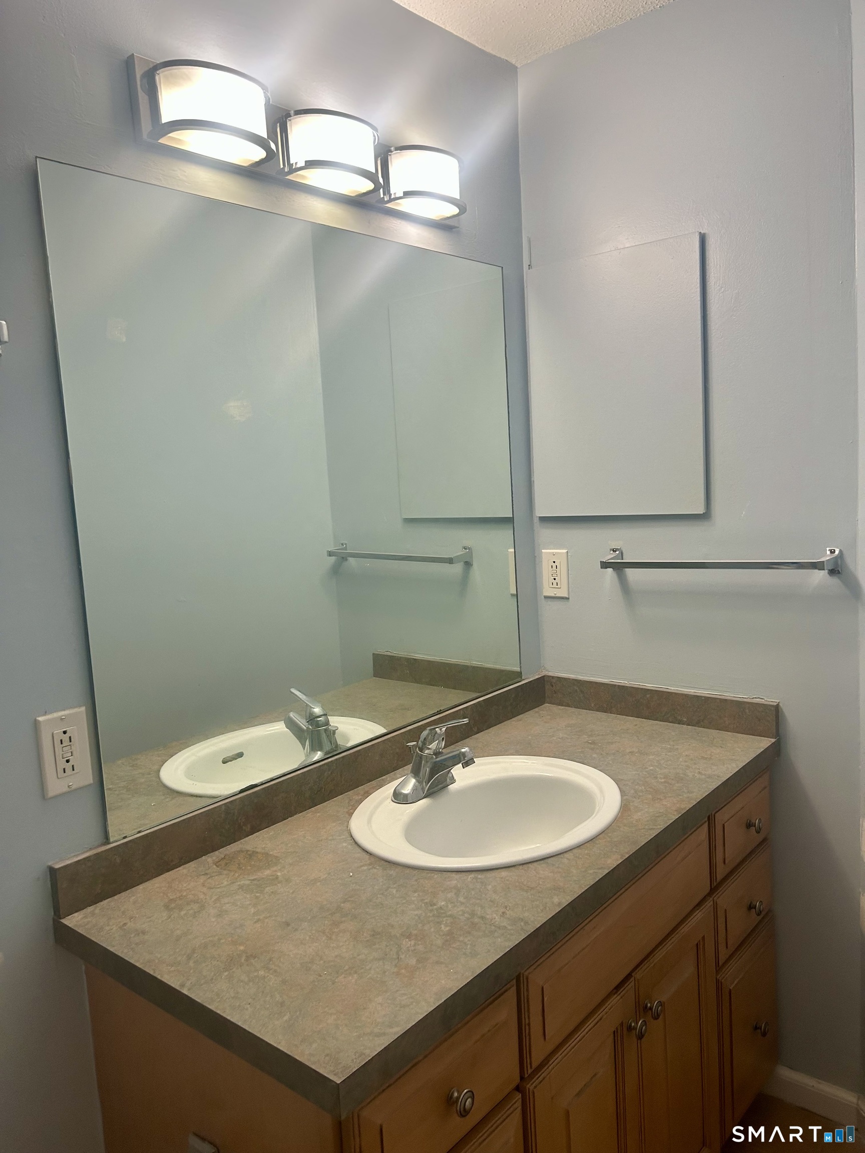 9 River Colony Guilford CT 06437