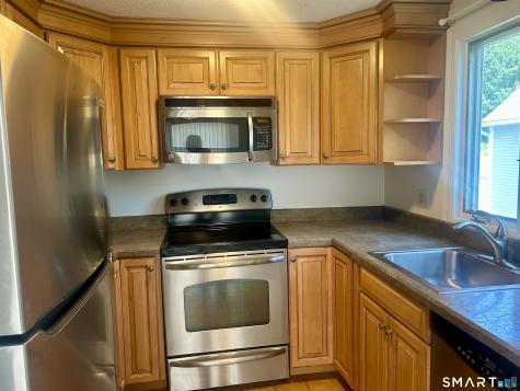 9 River Colony Guilford CT 06437