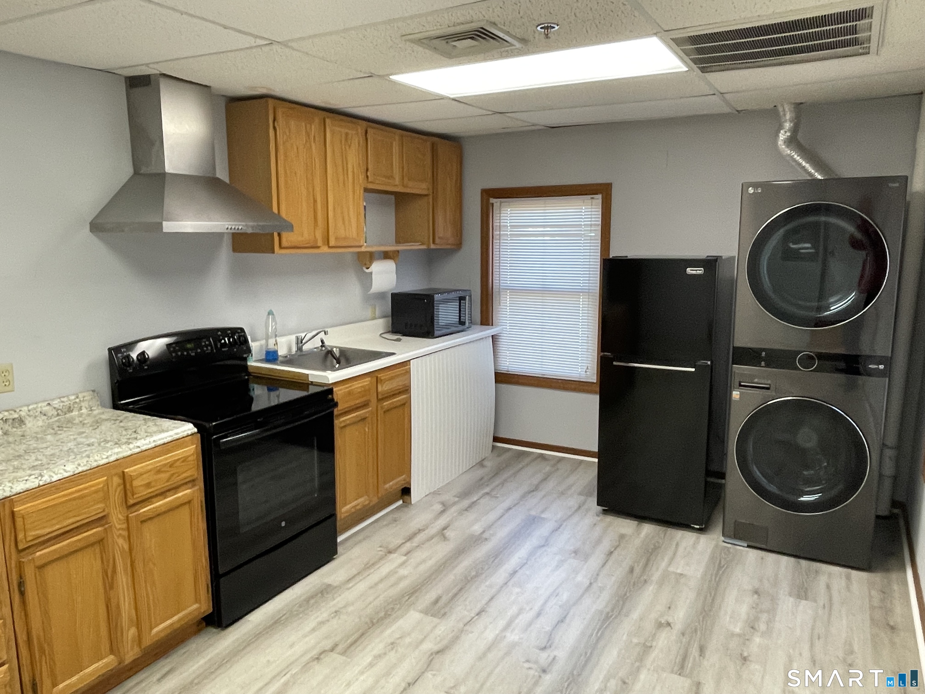 404 Thames Street Groton CT 06340