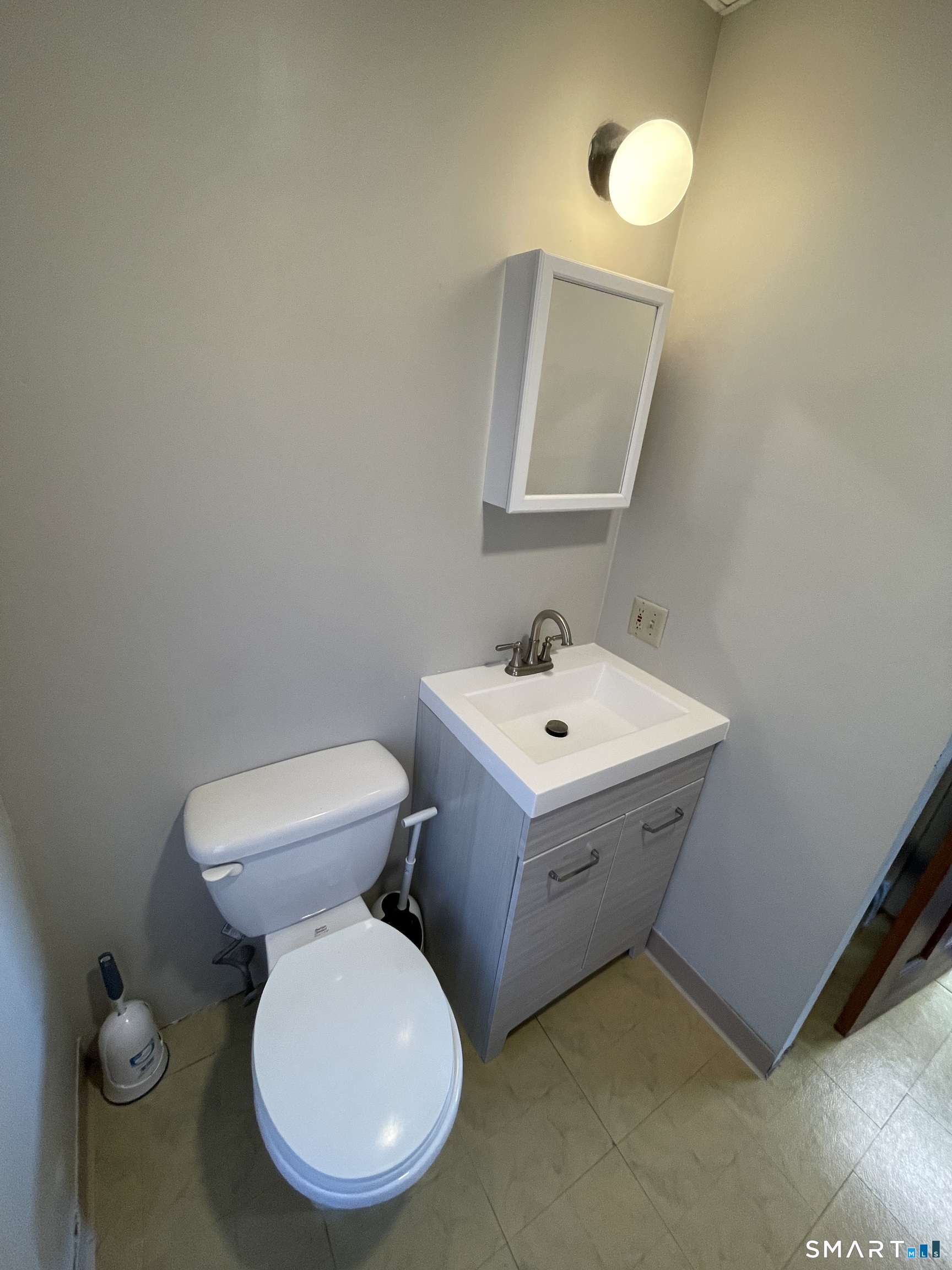 404 Thames Street Groton CT 06340