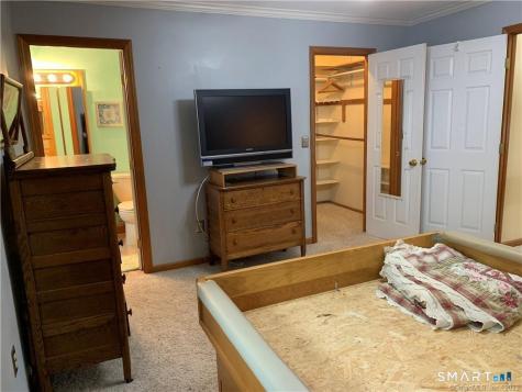 2303 Mill Pond Drive South Windsor CT 06074