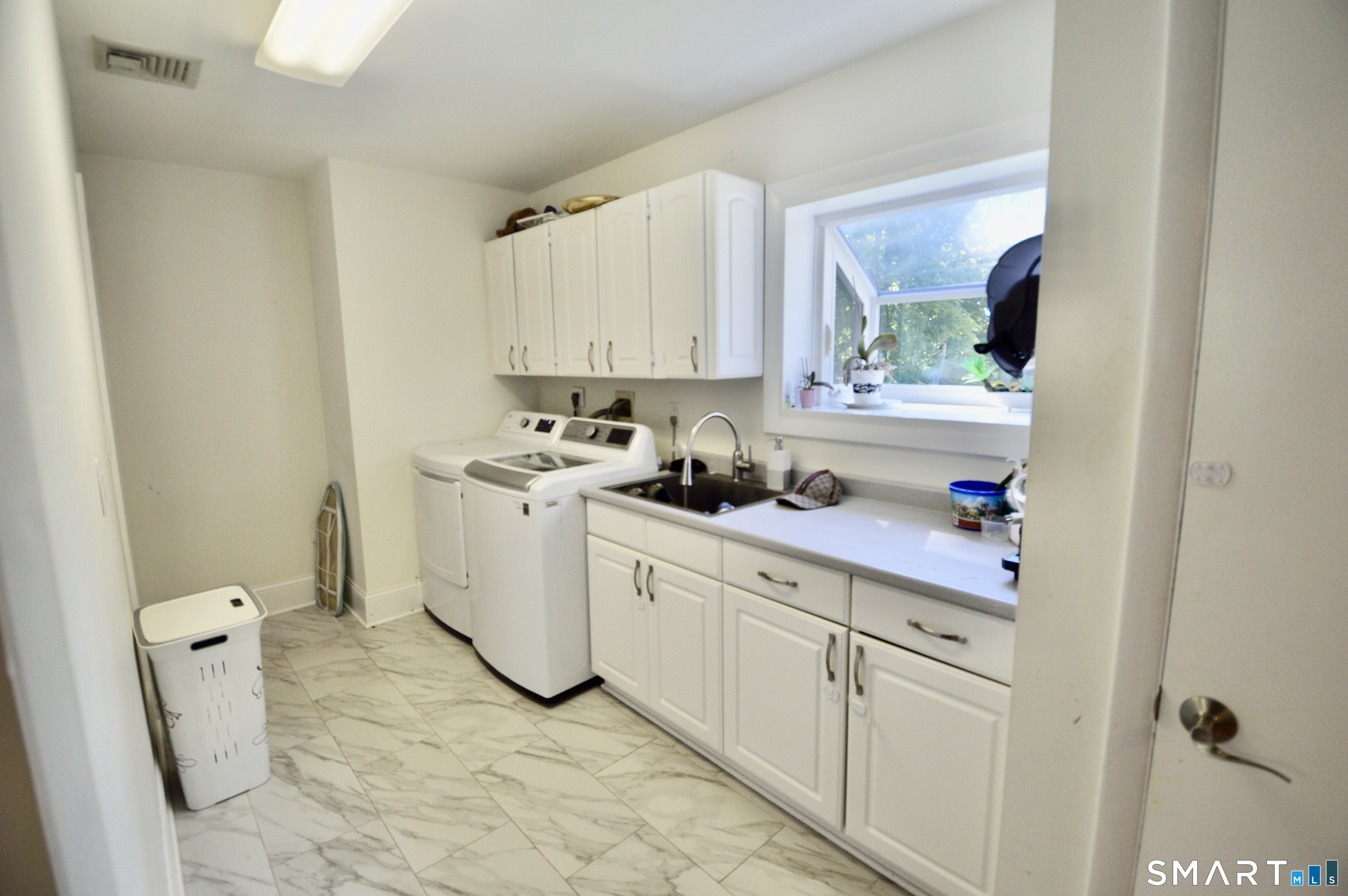 68 Parry Road Stamford CT 06907