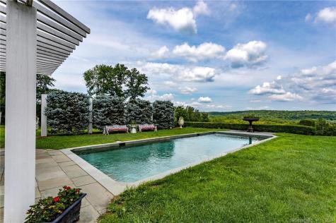 28 Leavenworth Road Woodbury CT 06798