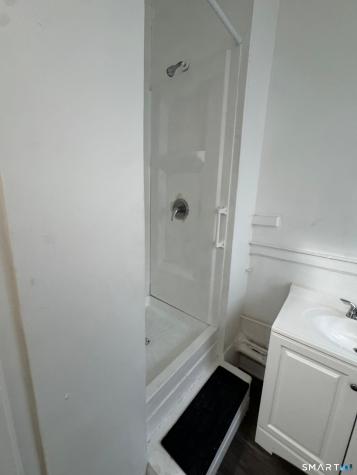 86 Pequonnock Street Bridgeport CT 06604