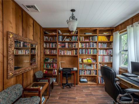 23 Cornwall Road Warren CT 06754