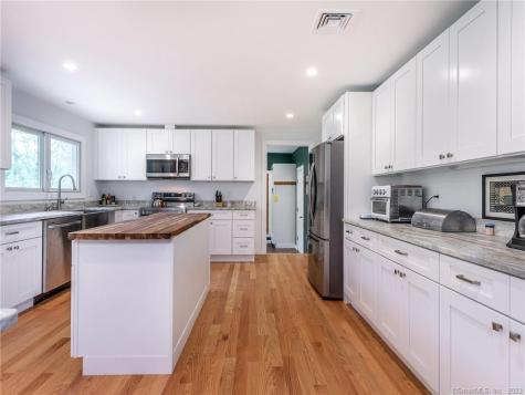 23 Cornwall Road Warren CT 06754