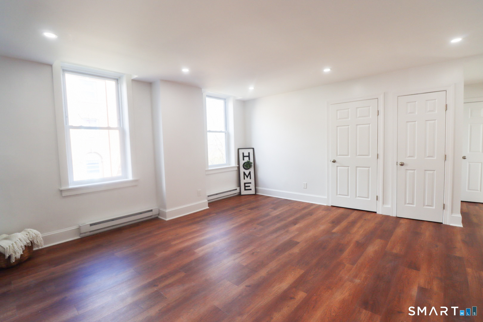 156 Garfield Avenue New London CT 06320