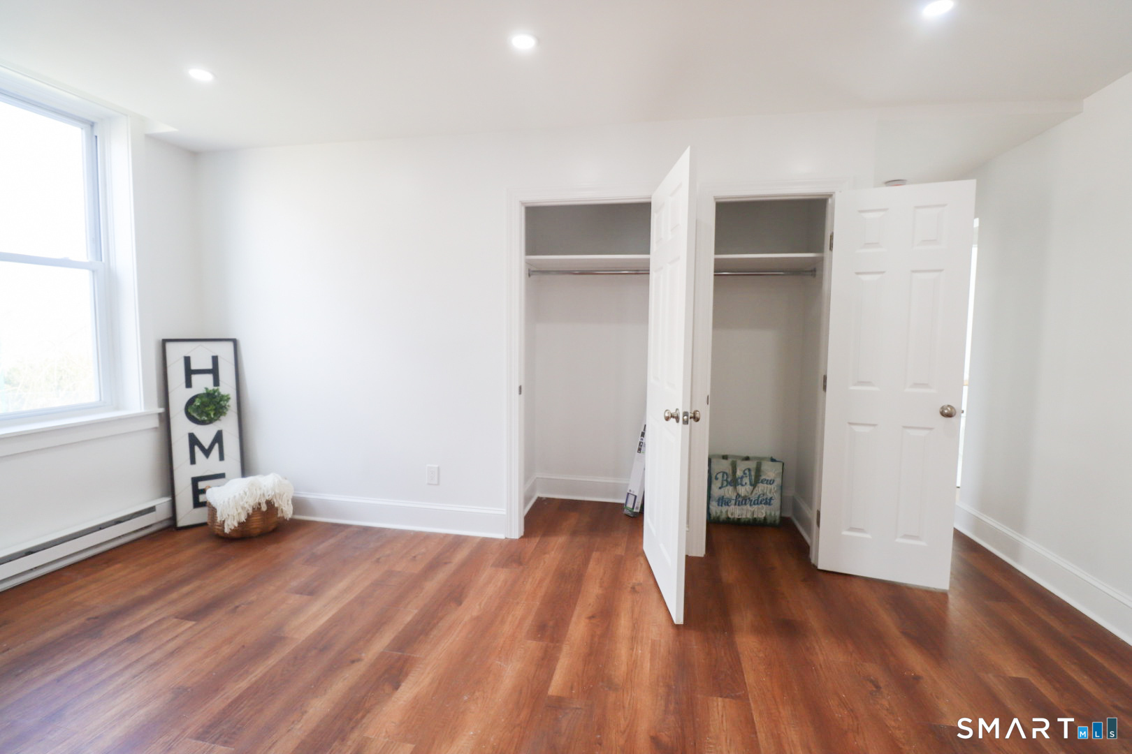 156 Garfield Avenue New London CT 06320