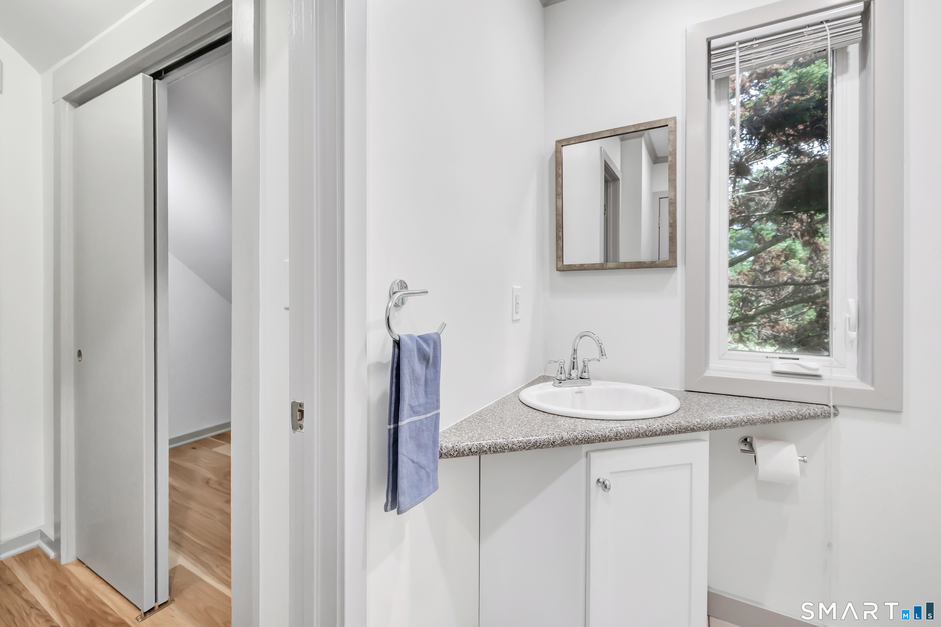 14 Algonquin Lane Stratford CT 06614
