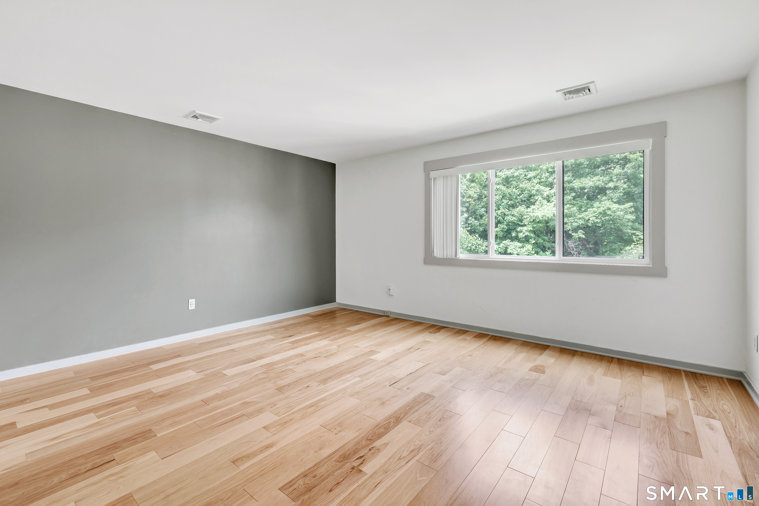 14 Algonquin Lane Stratford CT 06614
