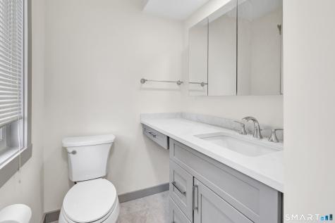 14 Algonquin Lane Stratford CT 06614