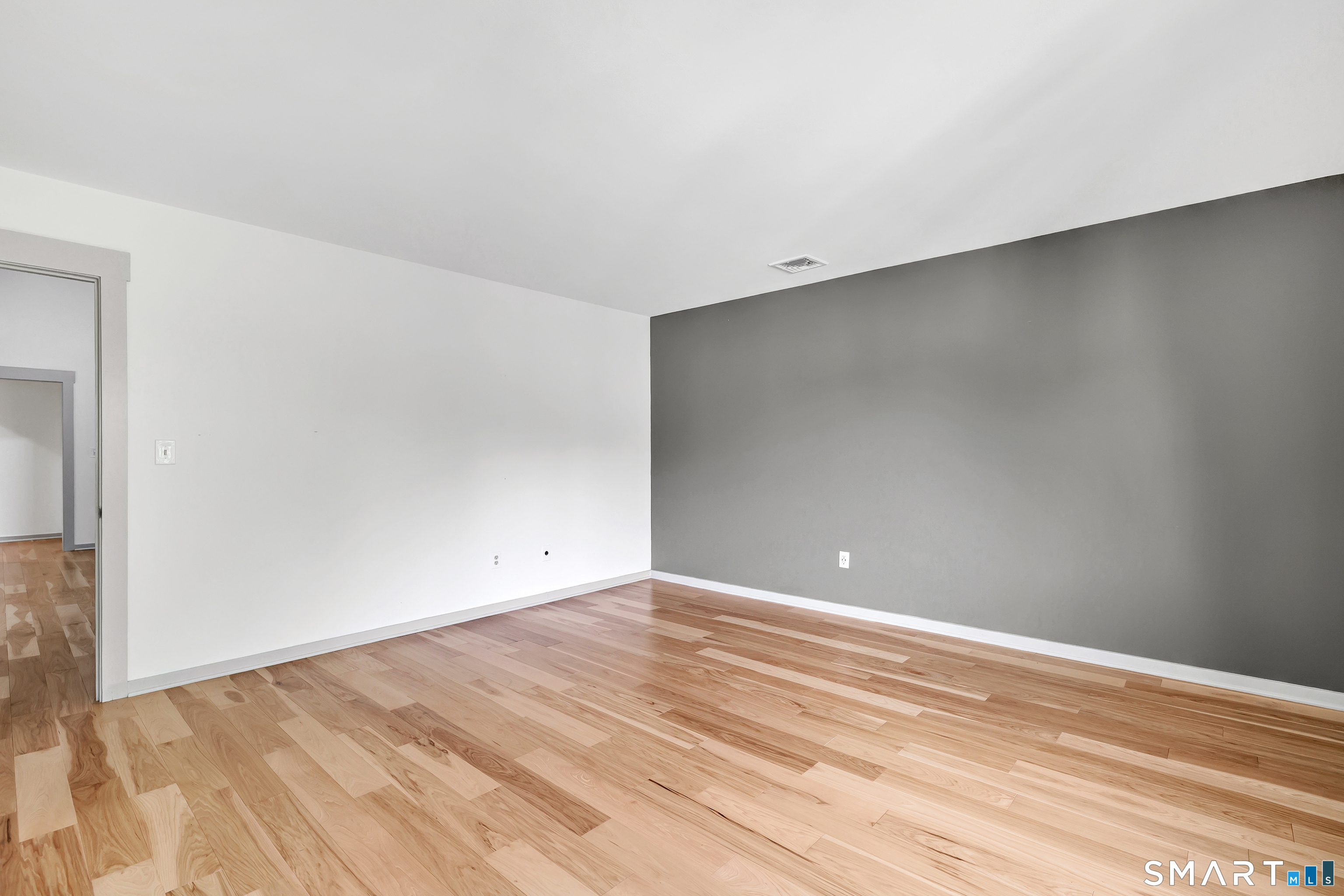 14 Algonquin Lane Stratford CT 06614