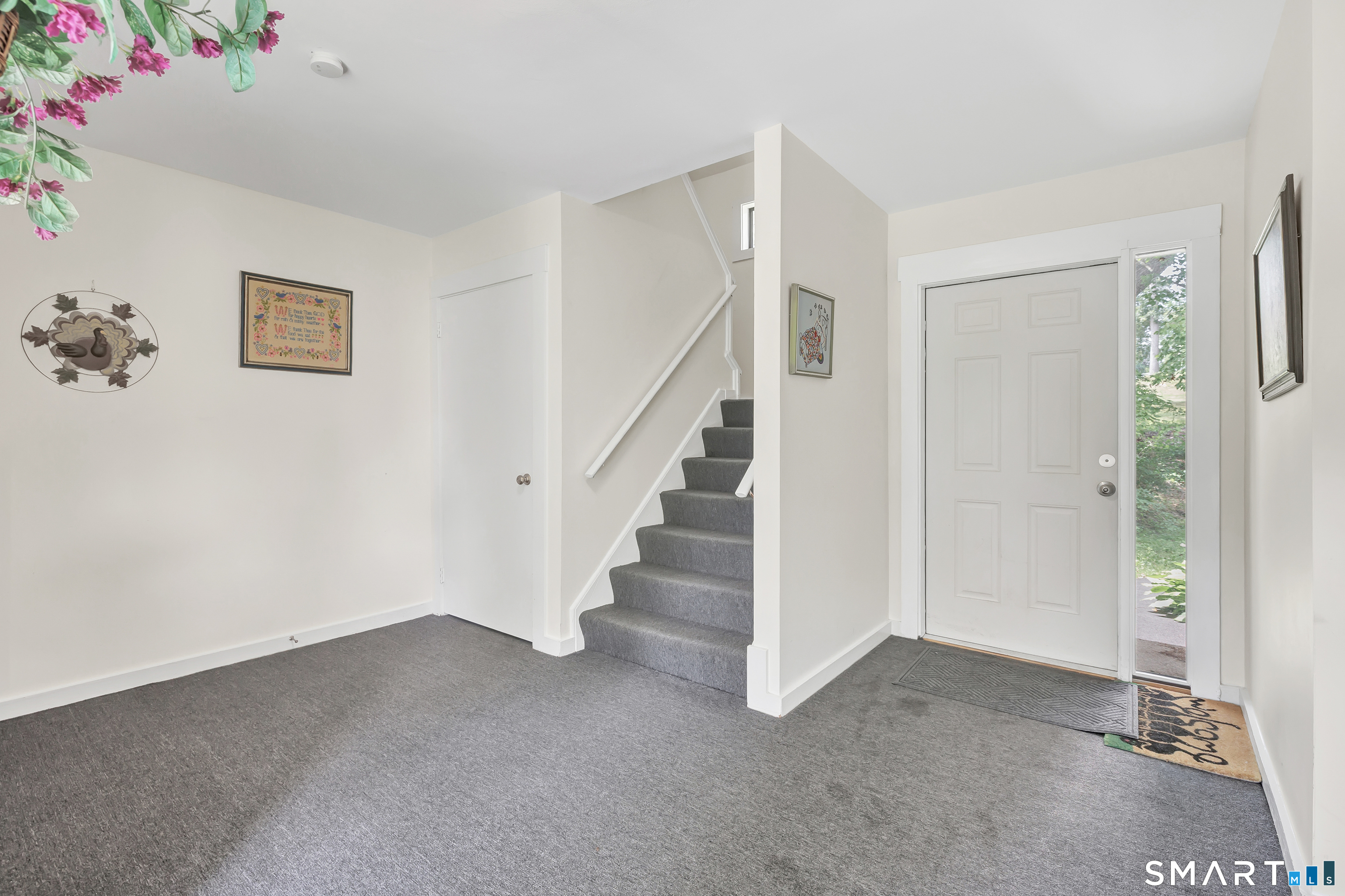 14 Algonquin Lane Stratford CT 06614