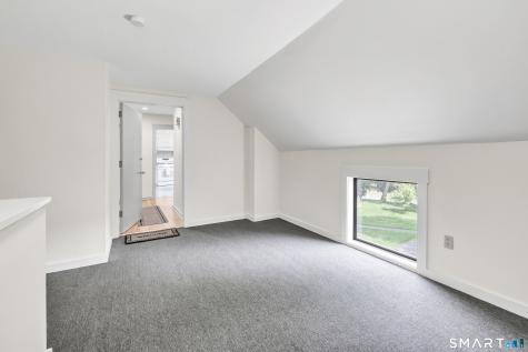 14 Algonquin Lane Stratford CT 06614