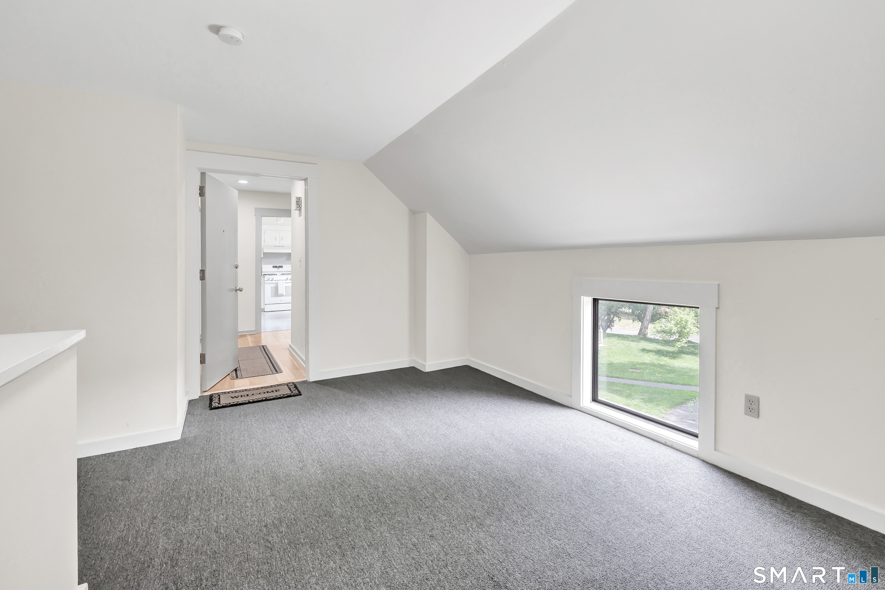 14 Algonquin Lane Stratford CT 06614