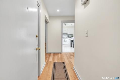 14 Algonquin Lane Stratford CT 06614