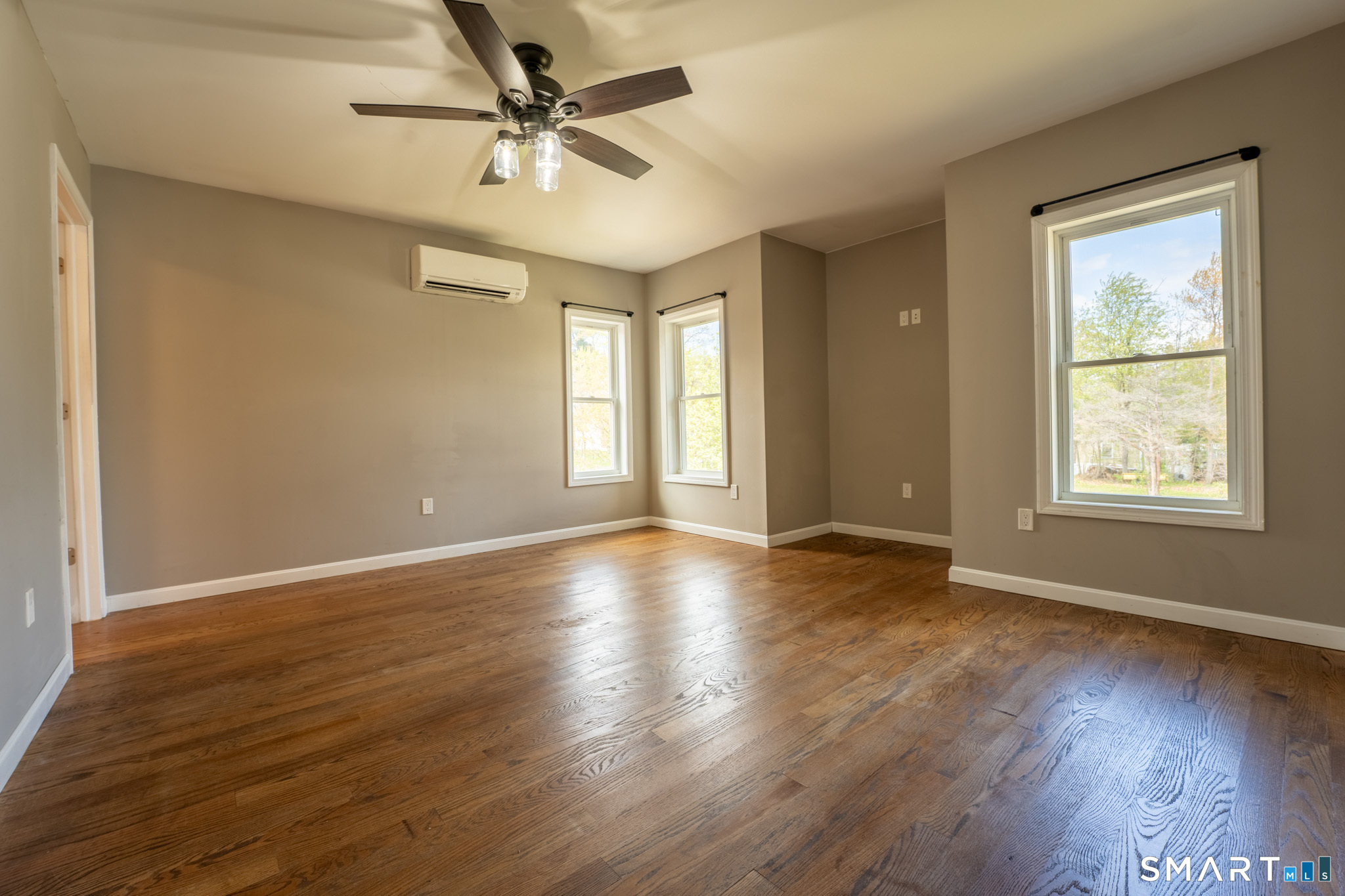 44 Lake Drive Enfield CT 06082