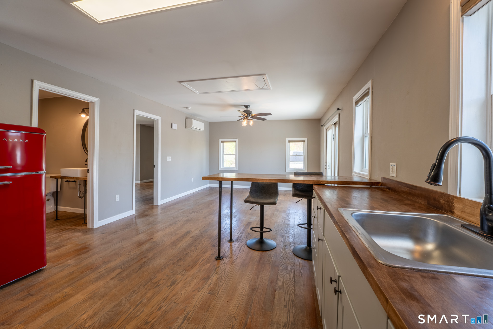 44 Lake Drive Enfield CT 06082