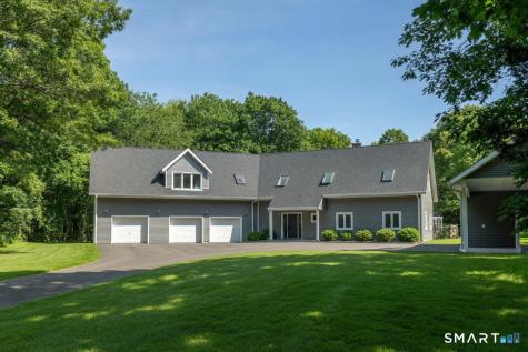 28 Drewbarrie Lane Easton CT 06612