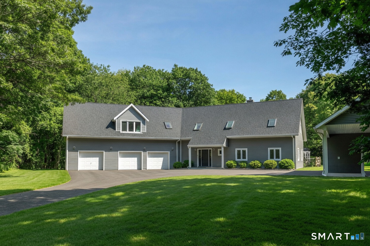 28 Drewbarrie Lane Easton CT 06612