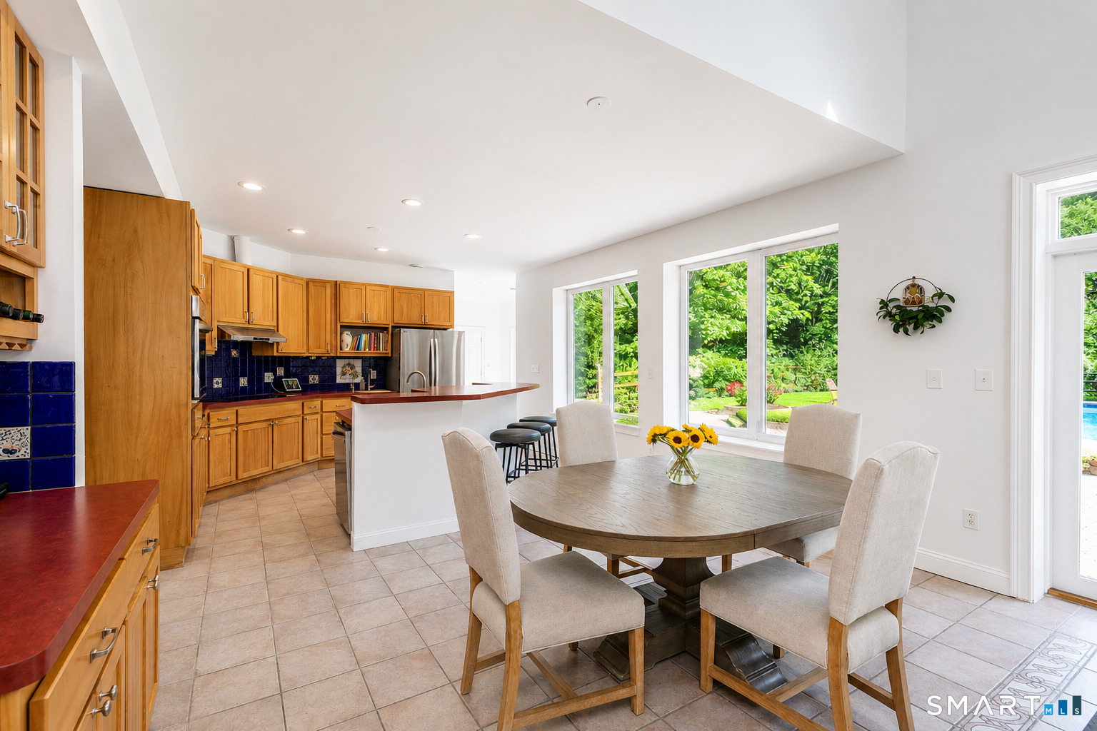 28 Drewbarrie Lane Easton CT 06612