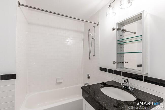 15 Dinah Street West Hartford CT 06107