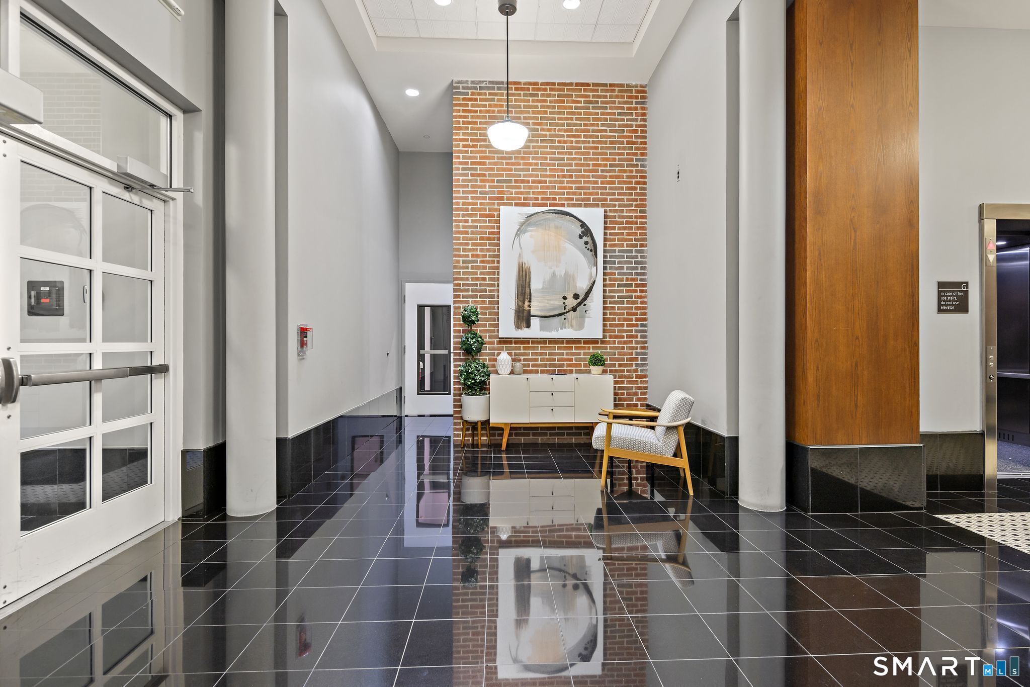 15 Dinah Street West Hartford CT 06107