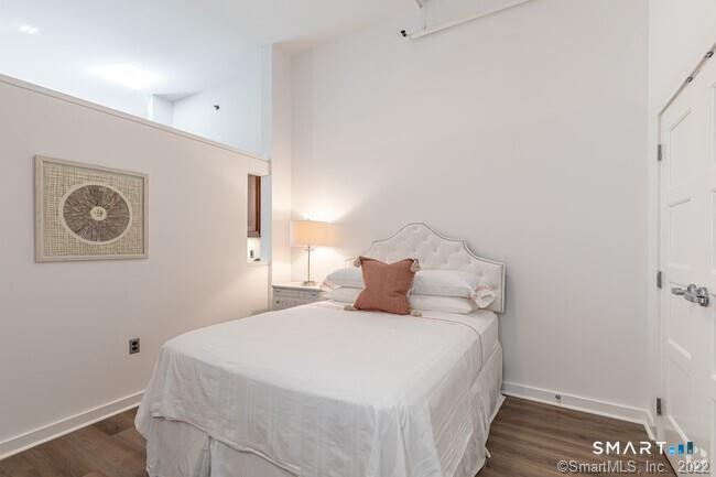 15 Dinah Street West Hartford CT 06107