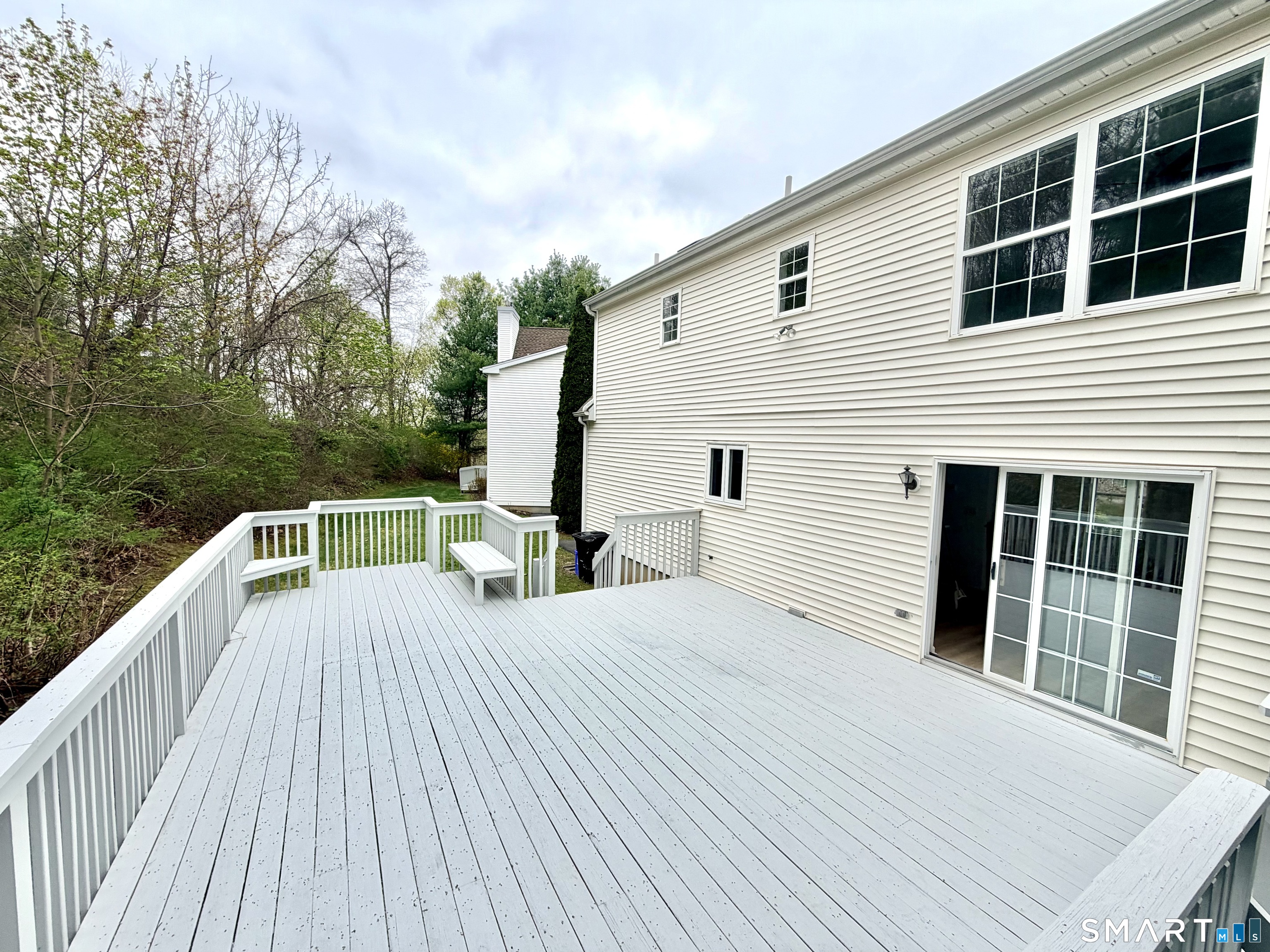 19 Lakeview Drive Branford CT 06405