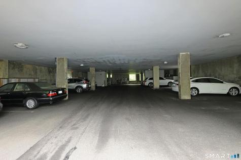 633 Danbury Road Ridgefield CT 06877