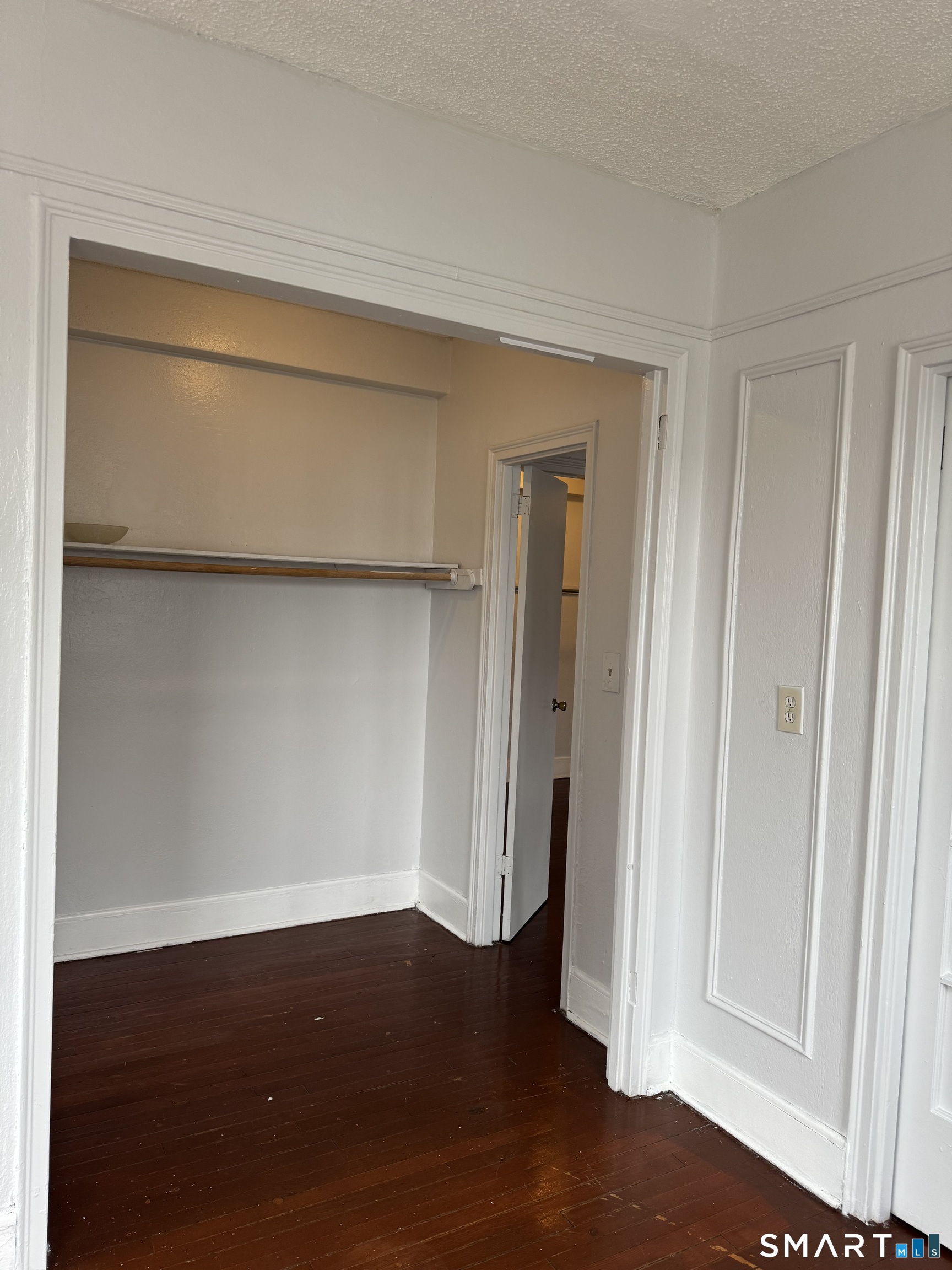 144 Grove Street Waterbury CT 06710