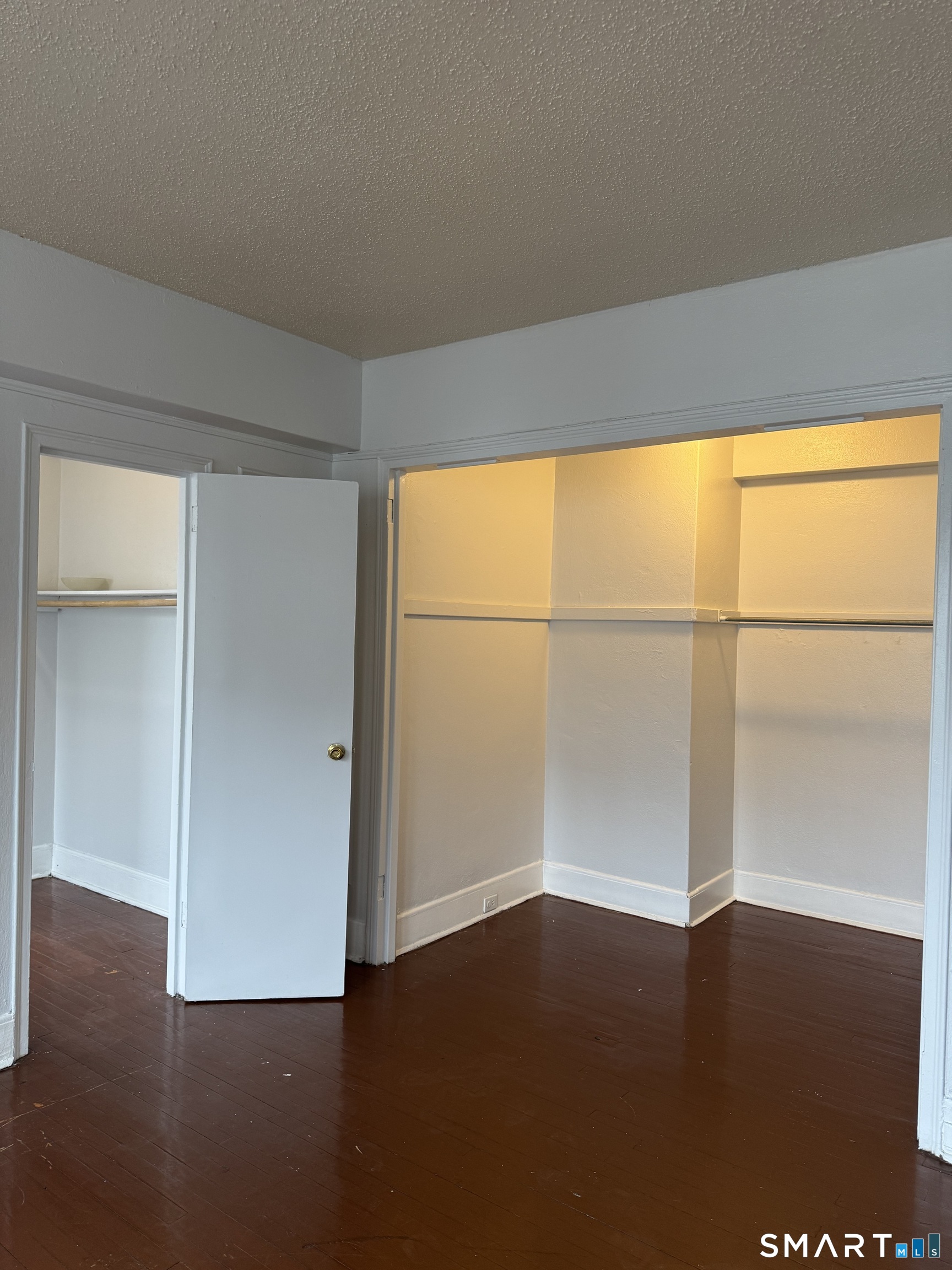 144 Grove Street Waterbury CT 06710