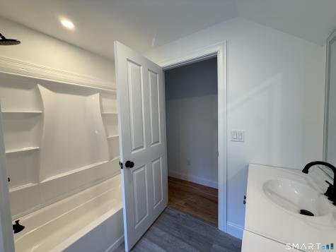28 North Pond Road Hebron CT 06231