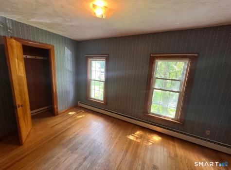 15 Woodbridge Avenue East Hartford CT 06108