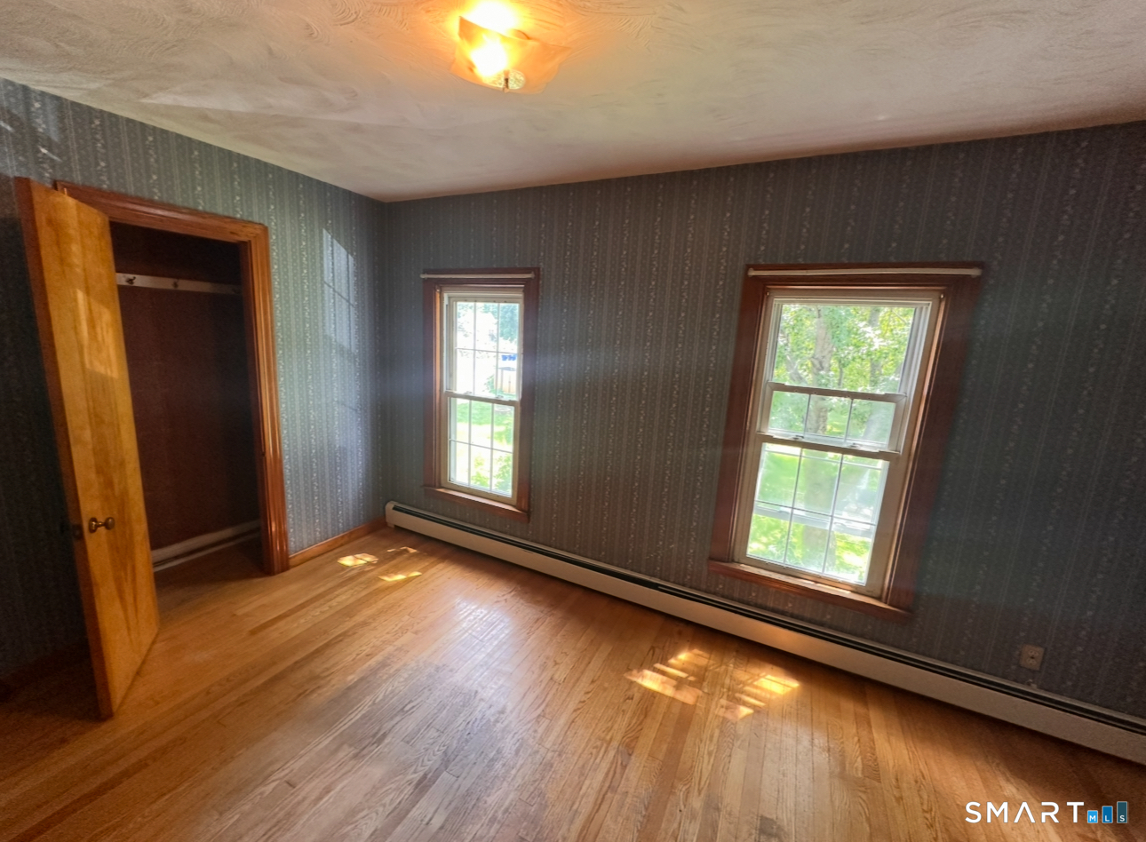 15 Woodbridge Avenue East Hartford CT 06108