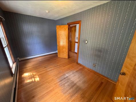 15 Woodbridge Avenue East Hartford CT 06108