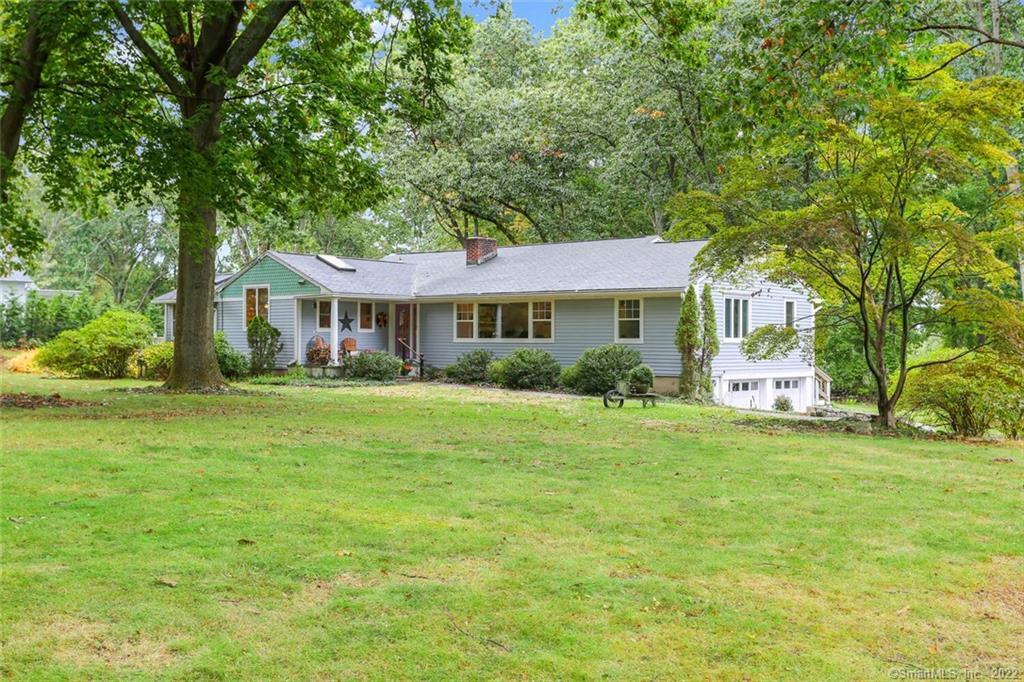 16 Ox Yoke Lane Norwalk CT 06851