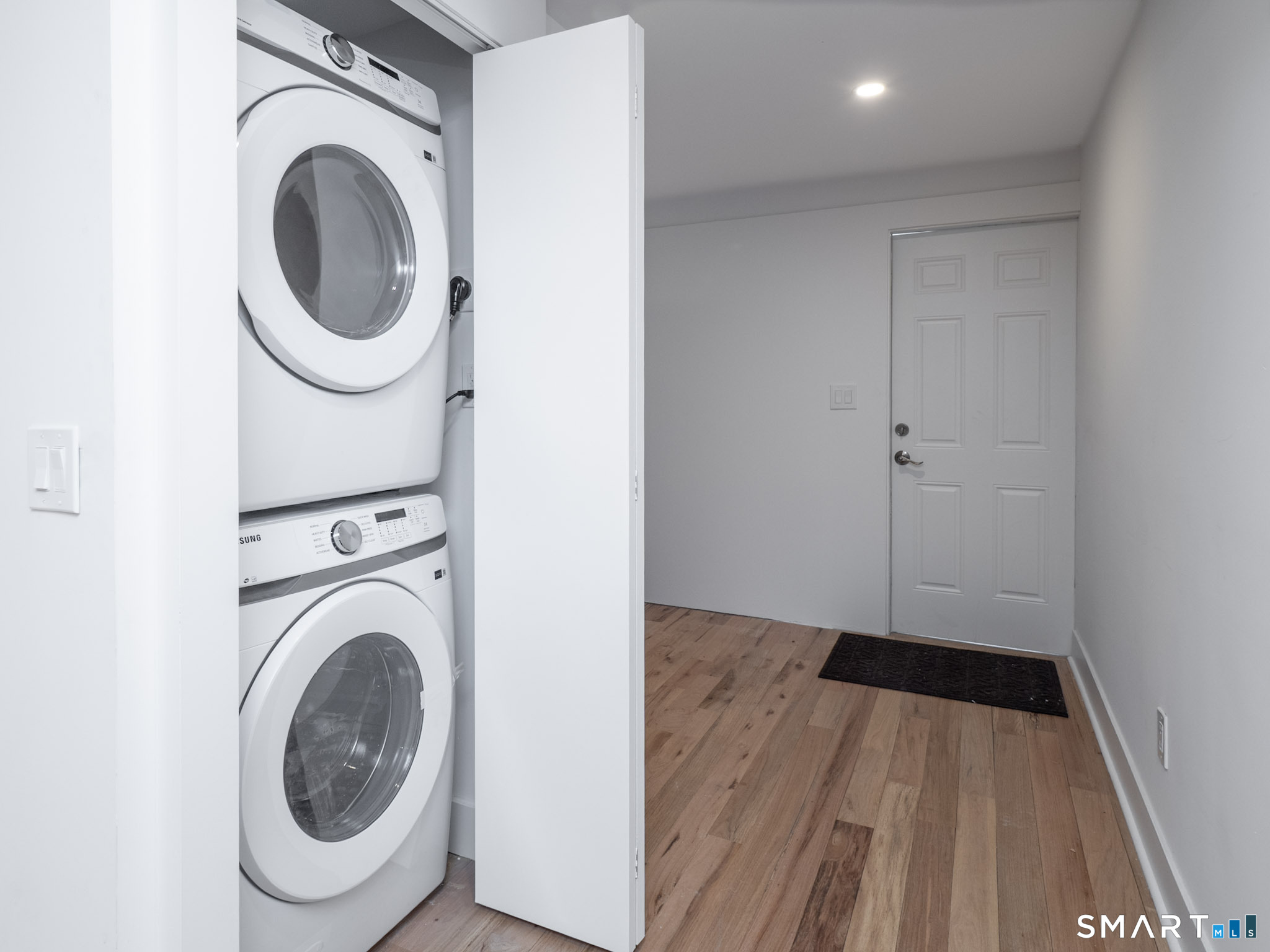 523 Danbury Road Wilton CT 06897