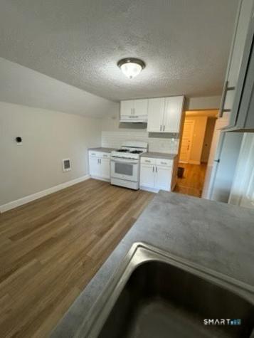 81 Sexton Street New Britain CT 06051
