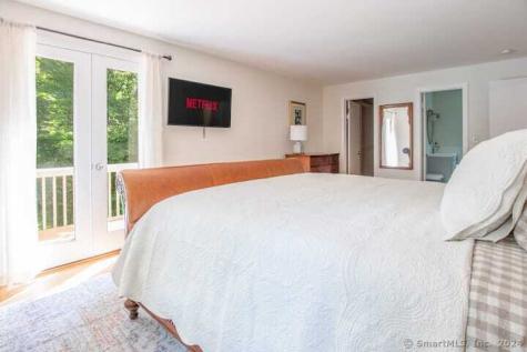 5 Hollow Spring Road Norwalk CT 06854