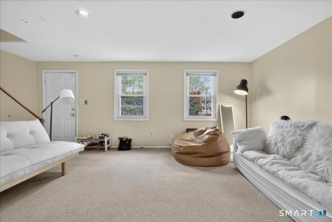 902 State Street New Haven CT 06511