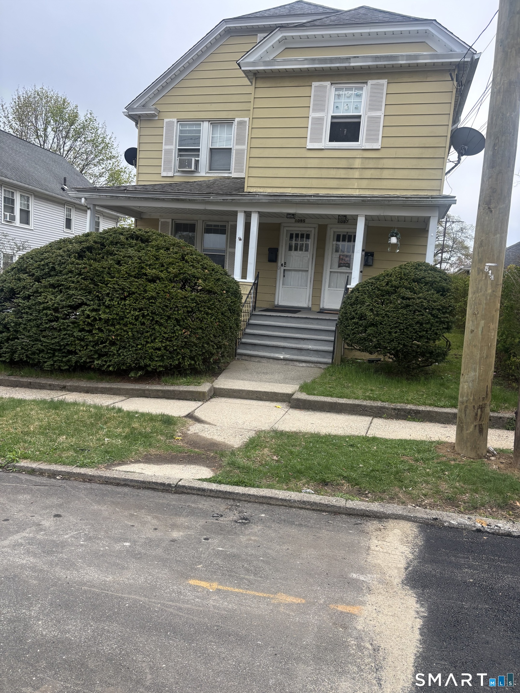 1095 Hillside Avenue Stratford CT 06614