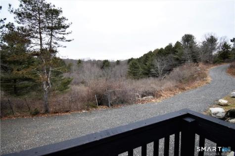 10 Paper Mill Road Killingworth CT 06419