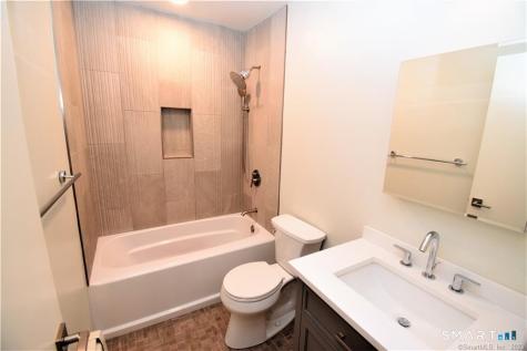 10 Paper Mill Road Killingworth CT 06419